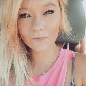 Meet your Posher, Devon